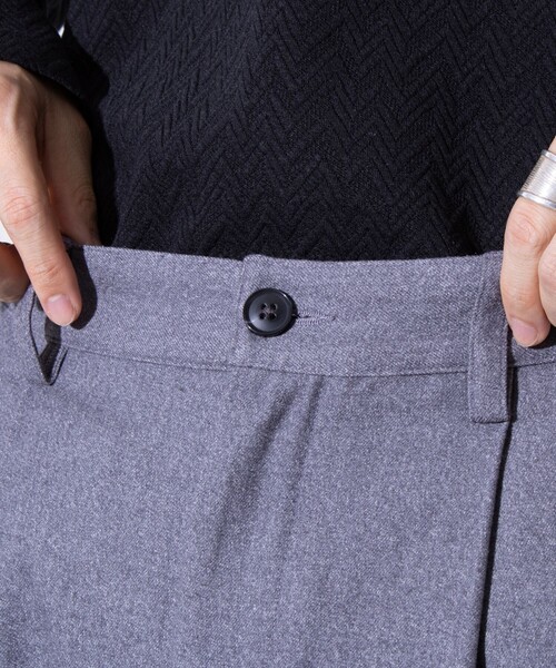 GEVACO（ゲバコ）の「【GEVACO/ゲバコ】TR タック入り イージーワイドパンツ チェック ワンポイントロゴ（スラックス・メンズ・グレー系その他/ブラック/グレー・M/L）」の12枚目の写真