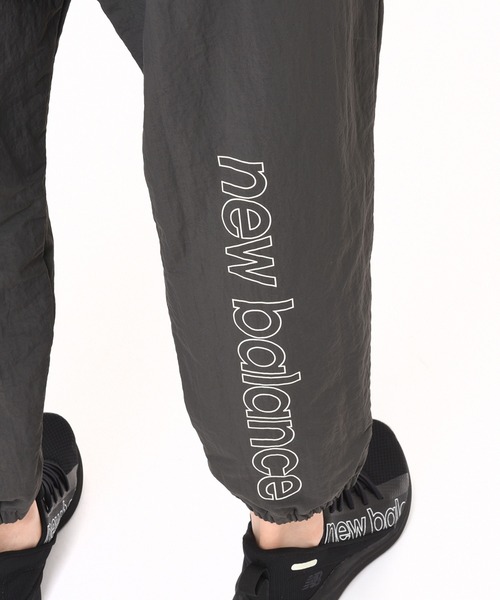 NEW BALANCE(ニューバランス)の「裏起毛トリコットラインドパンツ(スウェットパンツ・レディース・ネイビー/ブラック/アイボリー・SMALL/MEDIUM/LARGE/X-LARGE)」の19枚目の写真