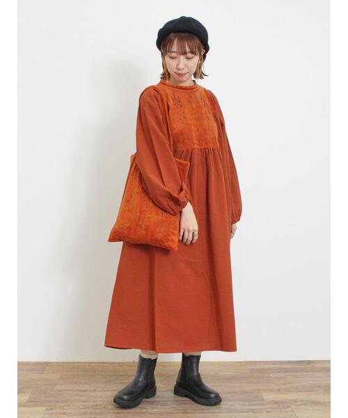 Samansa Mos2(サマンサ モスモス)の「ベロア植物図鑑柄刺繍トートバッグ(ハンドバッグ・レディース・オレンジ/ベージュ/チャコールグレー・F)」の8枚目の写真