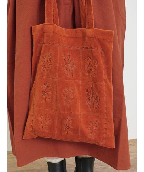Samansa Mos2(サマンサ モスモス)の「ベロア植物図鑑柄刺繍トートバッグ(ハンドバッグ・レディース・オレンジ/ベージュ/チャコールグレー・F)」の10枚目の写真