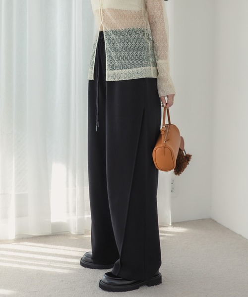 HEILIS(ヘイリス)の「【定番人気!HIT ITEM!】【original】【サイズ展開あり】ワイドカーブスウェットパンツ / セットアップ対応 サイズ展開 M L イージーパンツ 高身長 低身長 韓国 モード ノームコア シティガール 韓国 カーブパンツ ブラック グレー アイボリー 春服 夏服 秋服 冬服 スエット(スウェットパンツ・レディース・ブラック/グレー/アイボリー/ブラウン・M/L)」の13枚目の写真