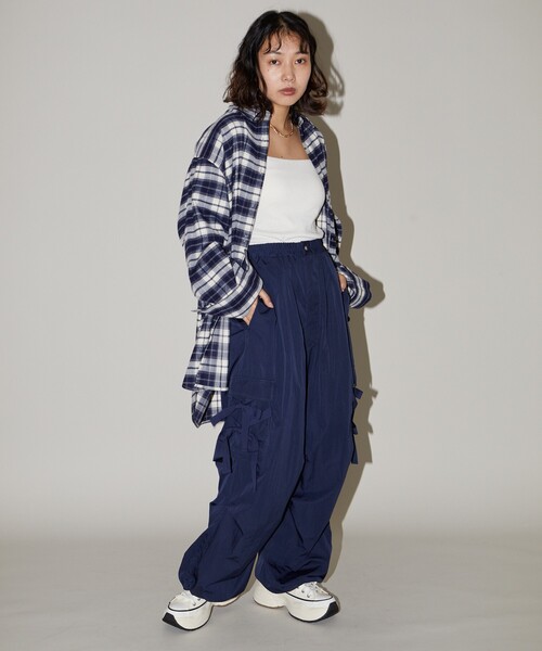 PUBLUX（パブリュクス）の「PUBLUX/パブリュクス ヴィンテージライク デザイン ナイロンスノーパンツ　限定展開（その他パンツ・レディース・ナチュラル/オリーブ/ネイビー・ﾌﾘ-）」の18枚目の写真