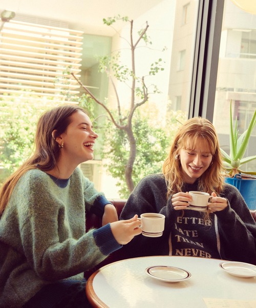 BAYFLOW（ベイフロー）の「ミックスヤーンバイカラーニット（ニット/セーター・レディース・オフホワイト/ライトグリーン/ピンク/チャコール・FREE）」の8枚目の写真