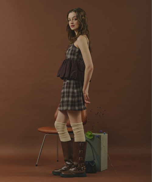 loin nuit(ロワンニュイ)の「plaid pattern balloon tops / プラッドパターンバルーントップス(キャミソール・レディース・ブラウン/カーキ・FREE)」の9枚目の写真