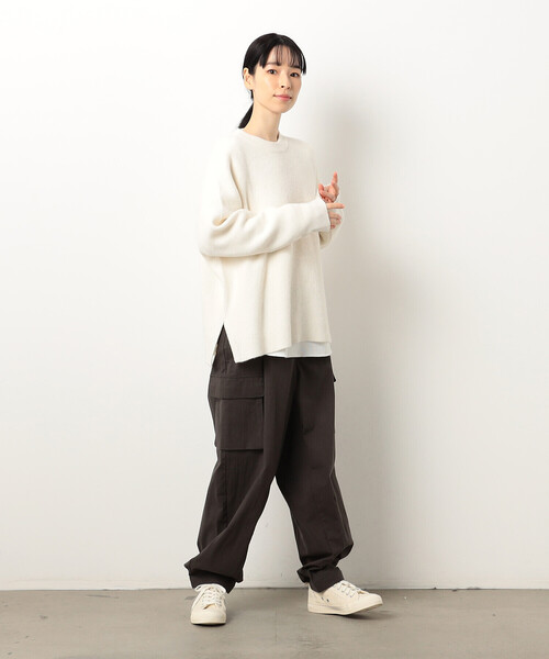 ONIGIRI（オニギリ）の「片畦　ＢＩＧニット　プルオーバー（ニット/セーター・レディース・オフホワイト/サックスブルー/ネイビー・FREE）」の4枚目の写真