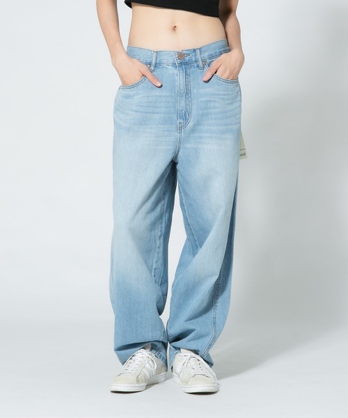 PERSON'S(パーソンズ)の「【PERSON'S JEANS/パーソンズジーンズ】BARREL パーソンズ バレル カーブ ライン パンツ(デニムパンツ・レディース・ネイビー/サックスブルー/ブルー・SMALL/LARGE/MEDIUM)」の2枚目の写真