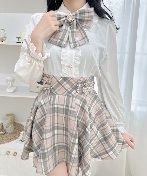 ROJITA(ロジータ)の「【セットアップ対応】ハートWバックルスカショーパン(スカート・レディース・ピンクベージュ/ブラック/ブルー・FREE)」の15枚目の写真