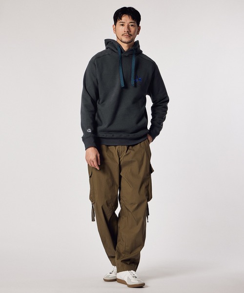 LANVIN en Bleu(ランバンオンブルー)の「【LANVIN en Bleu ESSENTIAL】VALOIS / ”マルグリット” エンブロイダリー フーディ(パーカー・メンズ・ベージュ/ピンク/チャコールグレー/オフホワイト・SMALL/MEDIUM/LARGE/X-LARGE/XX-LARGE)」の17枚目の写真