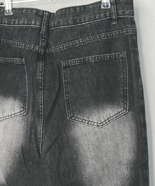 Shoowtime(ショウタイム)の「Wide straight vintage washed denim pants / ワイドストレートヴィンテージウォッシュデニムパンツ(デニムパンツ・メンズ・ブラック系/ブルー系/ブルー/ライトブルー・MEDIUM/LARGE/X-LARGE/XX-LARGE/SMALL)」の14枚目の写真