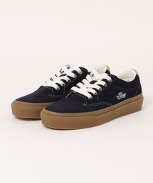VANS（バンズ）の「VANS ヴァンズ JETS ICON ジェッツアイコン V320 CORDUROY NAVY/GUM（スニーカー）」