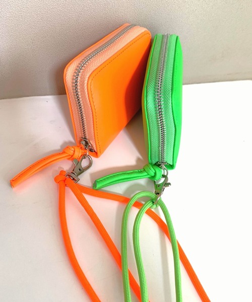Q（キュー）の「蛍光レザーカードウォレット（カードケース・レディース・オレンジ/グリーン・ONE SIZE）」の11枚目の写真