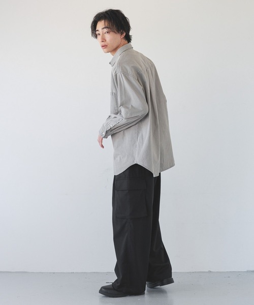 LOWRYS FARM（ローリーズファーム）の「デニムカコウシャツ　 289059（シャツ/ブラウス・メンズ・ブルー/グレー・LARGE/MEDIUM）」の4枚目の写真