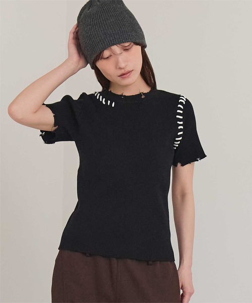 miette(ミエット)の「配色ステッチダメージトップス(ニット/セーター・レディース・ブラック/オフホワイト/ネイビー/ベージュ・FREE)」の11枚目の写真