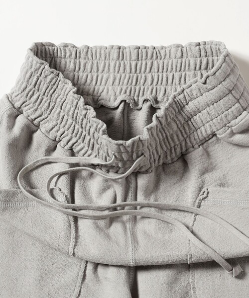 BEAMS BOY（ビームスボーイ）の「maturely / ヘム カットオフ フレア ジャージー（スウェットパンツ・レディース・グレー/ブラウン・0/1）」の21枚目の写真