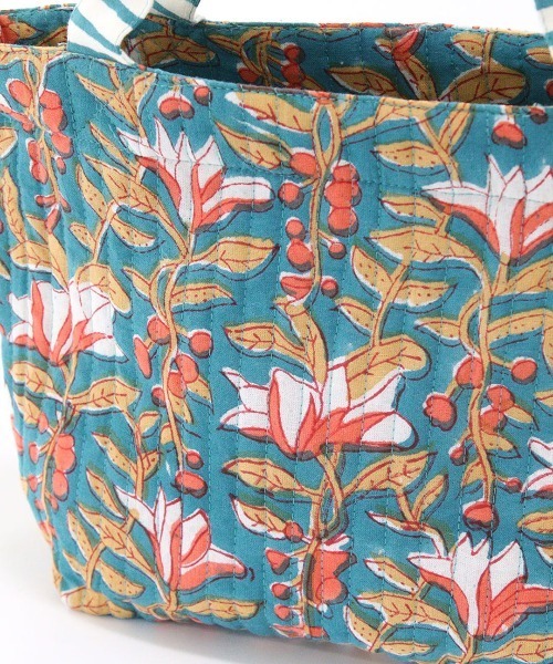 チチカカ（チチカカ）の「ブロックプリントキルトミニトートバッグ【WEB限定】（トートバッグ・レディース・ブルー/ターコイズブルー/イエロー/ピンク・FREE）」の8枚目の写真