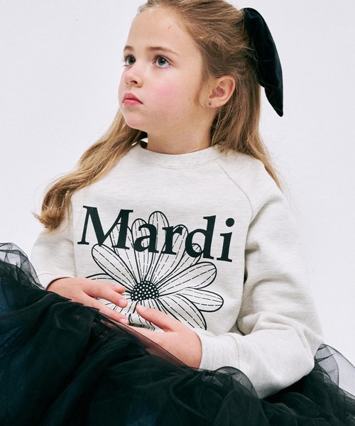 Mardi Mercredi（マルディメクルディ）の「KIDS SWEATSHIRT FLOWERMARDI（スウェット・キッズ・ブラック/レッド/ホワイト/ネイビー/オートミール・100cm/110cm/120cm/130cm）」の3枚目の写真