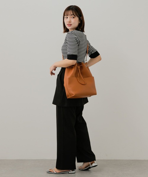 SENSE OF PLACE by URBAN RESEARCH（センスオブプレイスバイアーバンリサーチ）の「アウトポケットバケットバッグ（ショルダーバッグ・レディース・ブラウン/ブラック/アイボリー・ONE）」の18枚目の写真