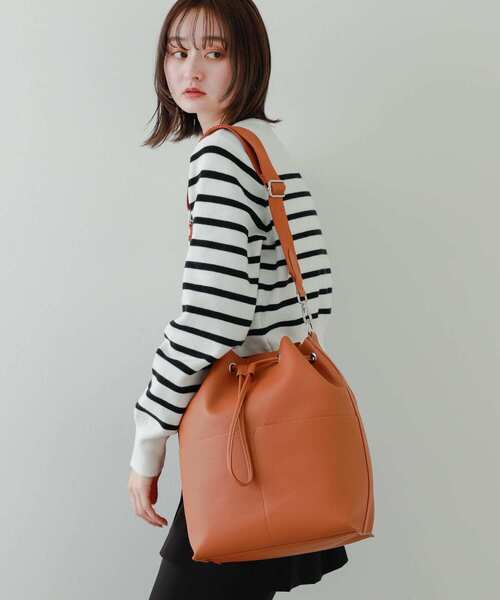 SENSE OF PLACE by URBAN RESEARCH（センスオブプレイスバイアーバンリサーチ）の「アウトポケットバケットバッグ（ショルダーバッグ・レディース・ブラウン/ブラック/アイボリー・ONE）」の21枚目の写真