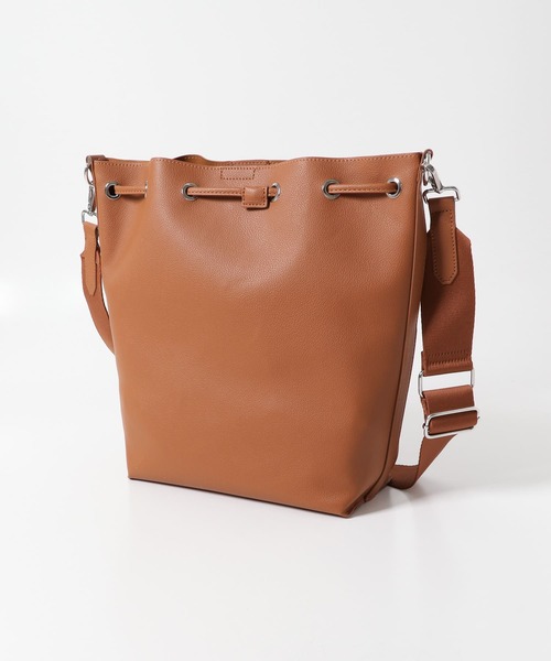 ☆日本未上陸*ALDO*新作*MIXチャームバケットバッグ/NATURAL☆ セール】アウトポケットバケットバッグ（ショルダーバッグ