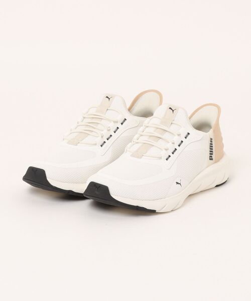 PUMA(プーマ)の「《PUMA》SOFTRIDE フレックス レース EASE IN ALT(スリッポン・メンズ・ブラック×ホワイト/グレー系/ホワイト系その他/ブラック×ブラック/ベージュ系その他/ホワイト系その他2/ダークグレー/ホワイト系その他3/ネイビー系・23.5cm/24.5cm/25.5cm/26.5cm/27.5cm/23.0cm/25.0cm/26.0cm/27.0cm/28.0cm/24.0cm/22.5cm)」の2枚目の写真