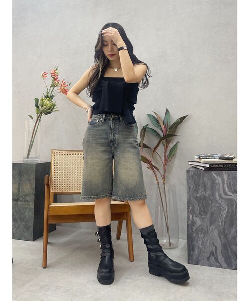 EVRIS（エヴリス）の「バックスラッシュハーフデニムパンツ（デニムパンツ・レディース・インディゴブルー/ブラック・MEDIUM/SMALL）」の3枚目の写真