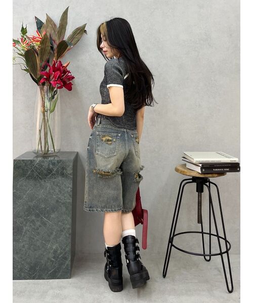 EVRIS（エヴリス）の「バックスラッシュハーフデニムパンツ（デニムパンツ・レディース・インディゴブルー/ブラック・MEDIUM/SMALL）」の6枚目の写真