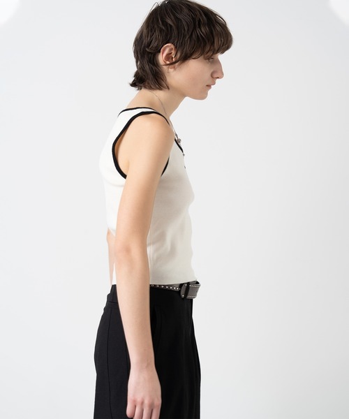 ELOOPS(イーループス)の「【ELOOPS】スローガンプリント入り ウールニットショートトップス(Tシャツ/カットソー・レディース・アイボリー/チャコールグレー・FREE)」の11枚目の写真