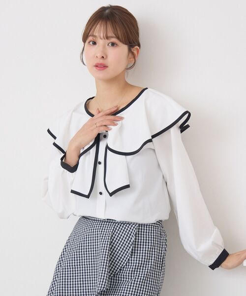 ems excite（エムズエキサイト）の「パイピングフロントリボンBL（シャツ/ブラウス・レディース・ブラック/ナチュラル・FREE）」の9枚目の写真
