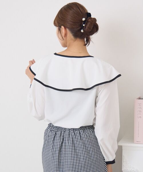 ems excite（エムズエキサイト）の「パイピングフロントリボンBL（シャツ/ブラウス・レディース・ブラック/ナチュラル・FREE）」の12枚目の写真