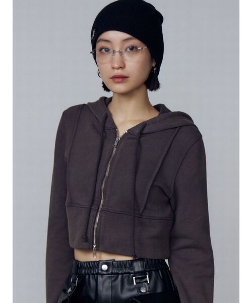 EMODA（エモダ）の「ショートレイヤードフーディー（Tシャツ/カットソー・レディース・ブラウン/ブラック/ベージュ・FREE）」の5枚目の写真