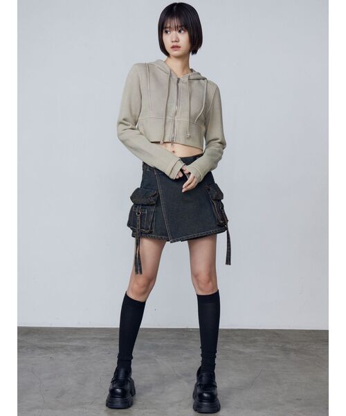 EMODA（エモダ）の「ショートレイヤードフーディー（Tシャツ/カットソー・レディース・ブラウン/ブラック/ベージュ・FREE）」の16枚目の写真