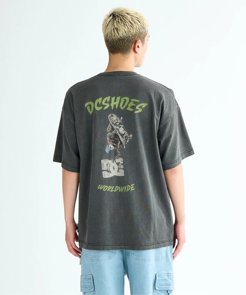 DC SHOES(ディーシーシューズ)の「25 SKATE SKULL SS/DCバックプリント半袖Tシャツ(Tシャツ/カットソー・メンズ・ブラック/ブラック系その他/ホワイト/サンドベージュ・MEDIUM/LARGE/X-LARGE)」の4枚目の写真