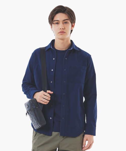 LACOSTE(ラコステ)の「カラーリバーシブルボタンダウンシャツ(シャツ/ブラウス・メンズ・ダークグリーン/ベージュ/ネイビー・39/41/40/42)」の18枚目の写真