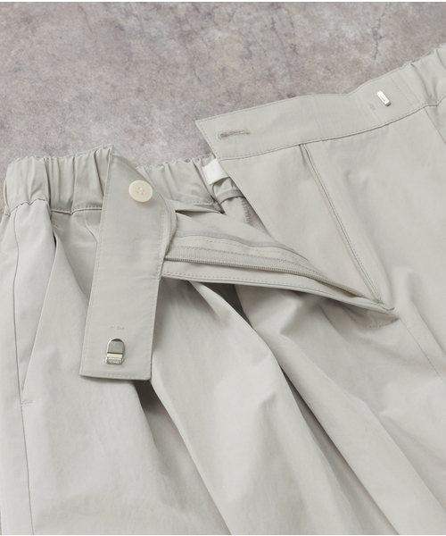AMOMENTO(アモーメント)の「【AMOMENTO / アモーメント】 THREE TUCK BANDING PANTS AM25SSW09PT(その他パンツ・レディース・グレー系その他・1)」の5枚目の写真