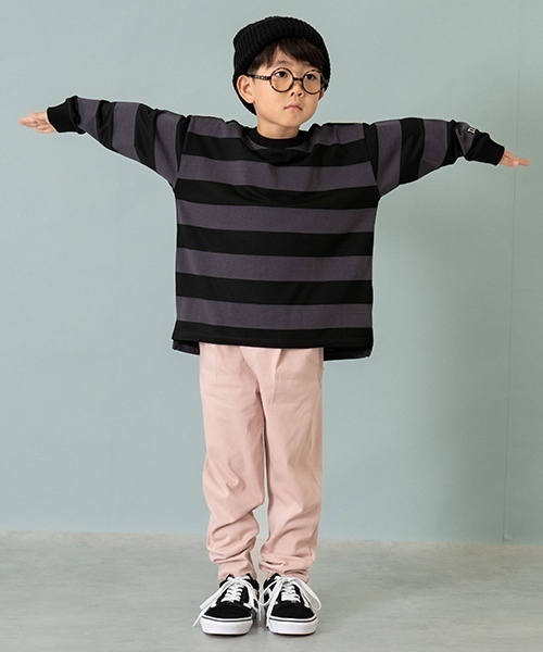 and D. petit main(アンドディープティマイン)の「【365D.】ボーダー袖リブワイド長袖Tシャツ(Tシャツ/カットソー・キッズ・ブルー/ブラック/スモークピンク/グリーン/イエロー/ネイビー・150cm/90cm/110cm/130cm/100cm/120cm/140cm)」の11枚目の写真