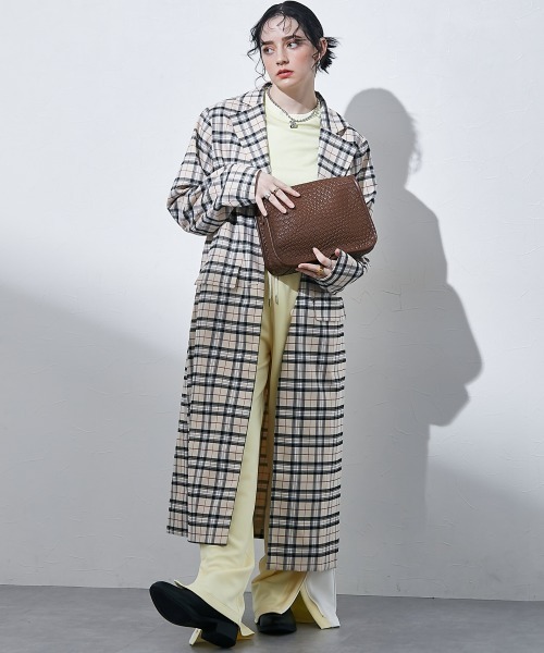 TTOL（トール）の「パイピングデザインシアートップス＜大きいサイズ有＞（Tシャツ/カットソー・レディース・イエロー/ブルー・M～Ｌ/L～LL/LL～3L）」の4枚目の写真