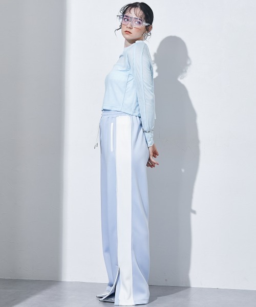 TTOL（トール）の「パイピングデザインシアートップス＜大きいサイズ有＞（Tシャツ/カットソー・レディース・イエロー/ブルー・M～Ｌ/L～LL/LL～3L）」の14枚目の写真