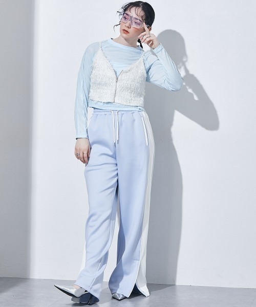 TTOL（トール）の「パイピングデザインシアートップス＜大きいサイズ有＞（Tシャツ/カットソー・レディース・イエロー/ブルー・M～Ｌ/L～LL/LL～3L）」の10枚目の写真