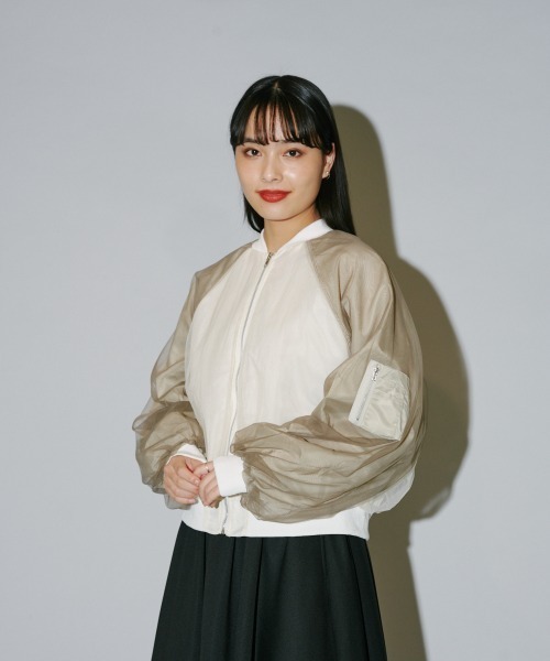terrace(テラス)の「オーバーチュールブルゾン(ブルゾン・レディース・カーキ/ブラック/アイボリー・MEDIUM)」の12枚目の写真