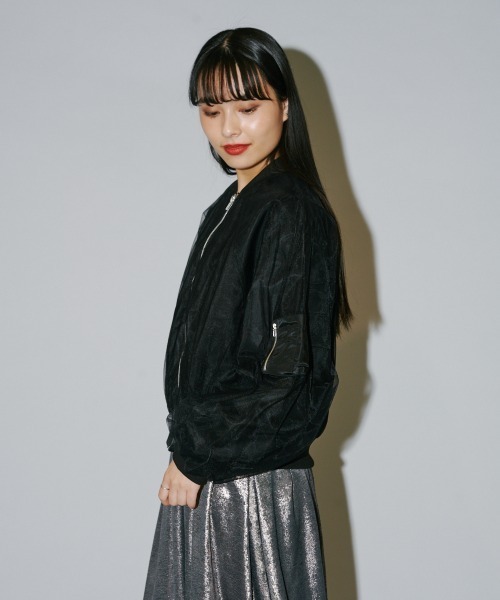 terrace(テラス)の「オーバーチュールブルゾン(ブルゾン・レディース・カーキ/ブラック/アイボリー・MEDIUM)」の19枚目の写真
