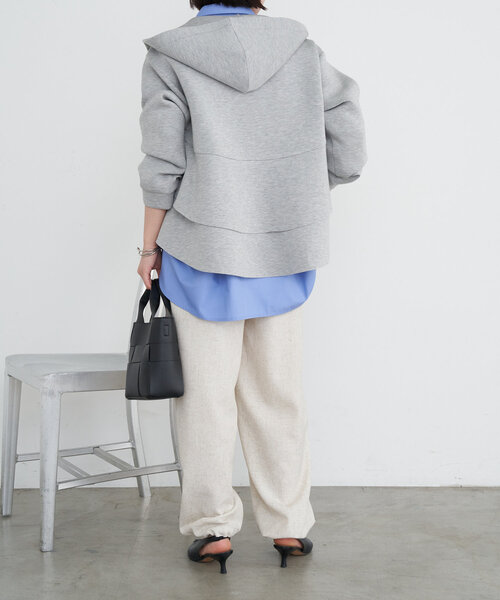 Jena espace merveilleux（ジェナ　エスパスメルヴェイユ）の「フリル切替パーカー（パーカー・レディース・グレー/ネイビー・FREE）」の6枚目の写真