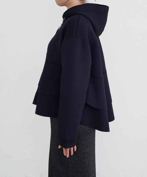 Jena espace merveilleux（ジェナ　エスパスメルヴェイユ）の「フリル切替パーカー（パーカー・レディース・グレー/ネイビー・FREE）」の11枚目の写真