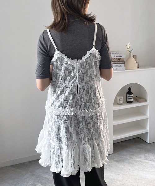 Jewelobe（ジュエローブ）の「フリル×レースビスチェディテールキャミチュニック（キャミソール・レディース・ブラック/ホワイト・FREE）」の8枚目の写真