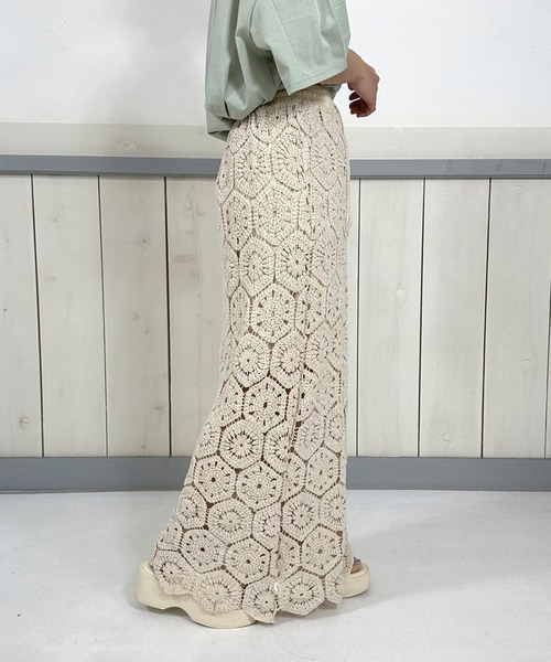 CRB（シーアールビー）の「クロシェIラインロングスカート（スカート・レディース・ブラック/ベージュ・F）」の7枚目の写真