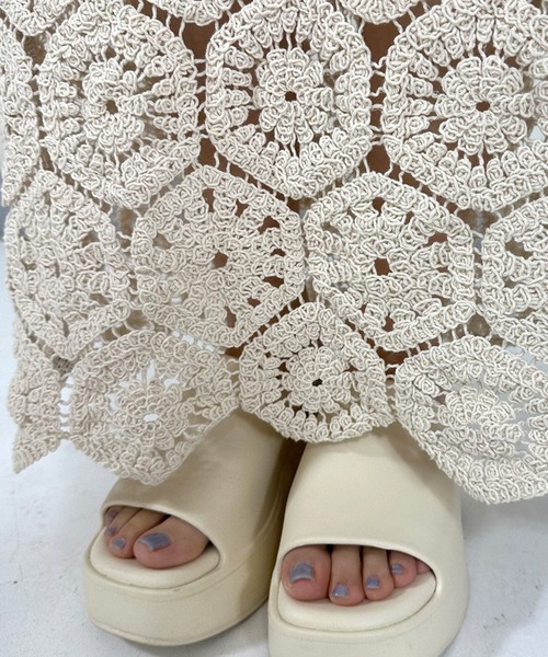 CRB（シーアールビー）の「クロシェIラインロングスカート（スカート・レディース・ブラック/ベージュ・F）」の11枚目の写真