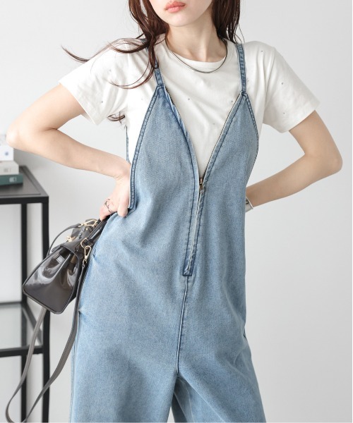 SUGAR BISKET(シュガービスケット)の「ラインストーン Tシャツ(Tシャツ/カットソー・レディース・ホワイト/ブラック/グレー・フリー)」の1枚目の写真