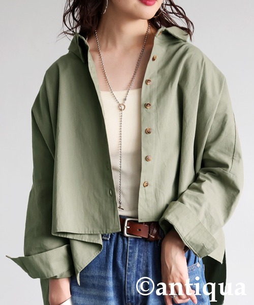 antiqua(アンティカ)の「ショート丈シャツ(シャツ/ブラウス・レディース・カーキ/ブラック・ONESIZE)」の2枚目の写真