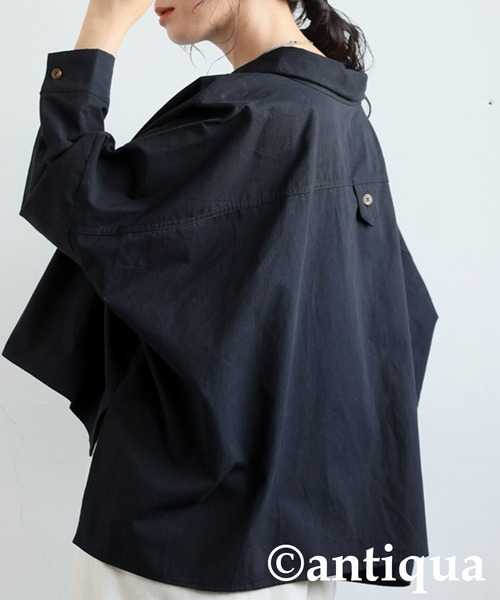 antiqua(アンティカ)の「ショート丈シャツ(シャツ/ブラウス・レディース・カーキ/ブラック・ONESIZE)」の4枚目の写真