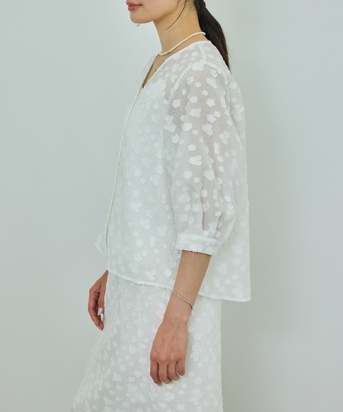 【WEB・一部店舗限定】フラワージャガードブラウス【セットアップ対応】/洗える ROPE'｜【WEB・一部店舗限定】フラワージャガードブラウス