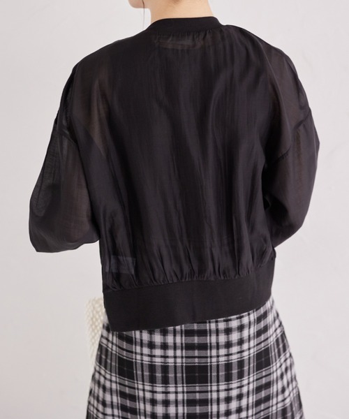 tocco closet(トッコ クローゼット)の「シアーブルゾン風カーディガン(カーディガン/ボレロ・レディース・ブルー/イエロー/オフホワイト/ブラック・M)」の12枚目の写真